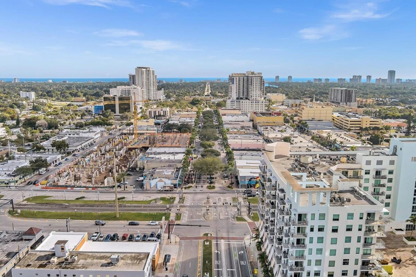 New 2 Bed Studio Close To Beach & Casino Ha04 Hollywood Exterior photo